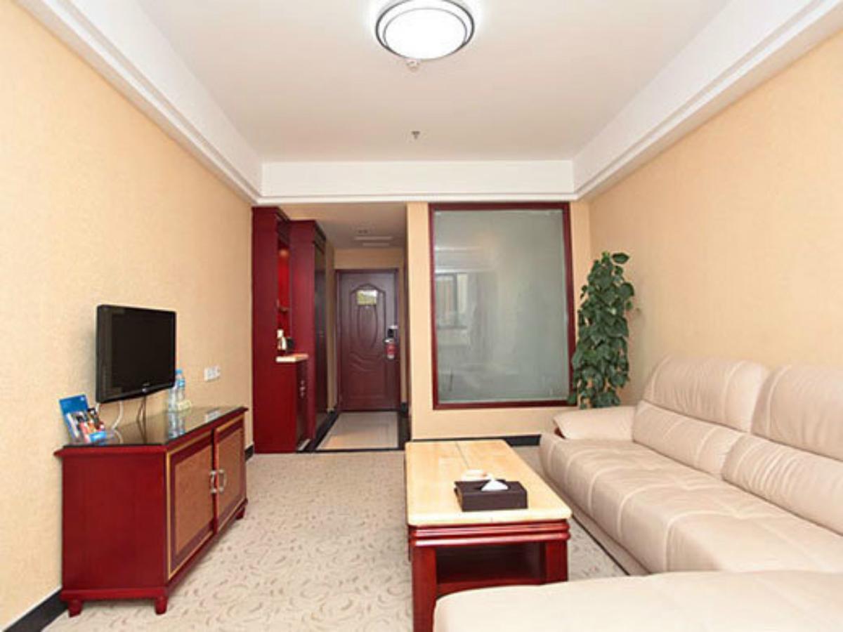 Vienna Hotel Hebei Zhuozhou High Speed Train Station Экстерьер фото