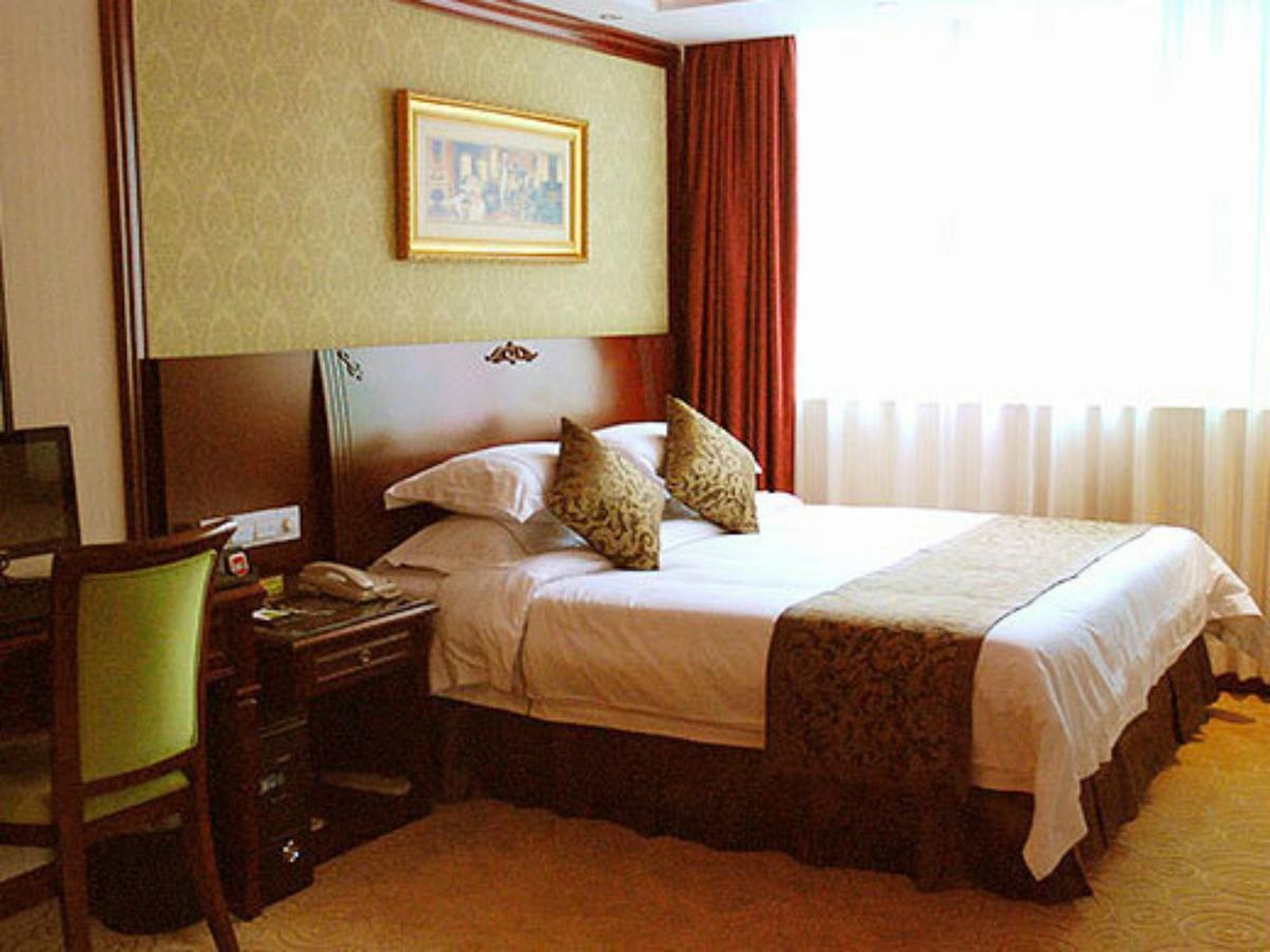 Vienna Hotel Hebei Zhuozhou High Speed Train Station Экстерьер фото