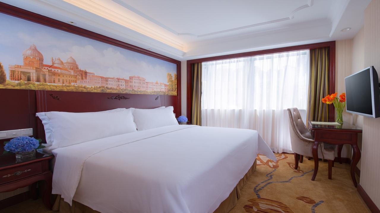 Vienna Hotel Hebei Zhuozhou High Speed Train Station Экстерьер фото