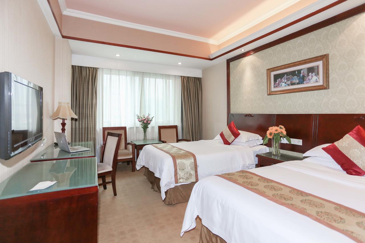 Vienna Hotel Hebei Zhuozhou High Speed Train Station Экстерьер фото